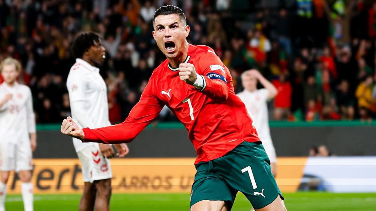 德佩荷兰队史自然年客场进球数第2，仅次于范巴斯滕